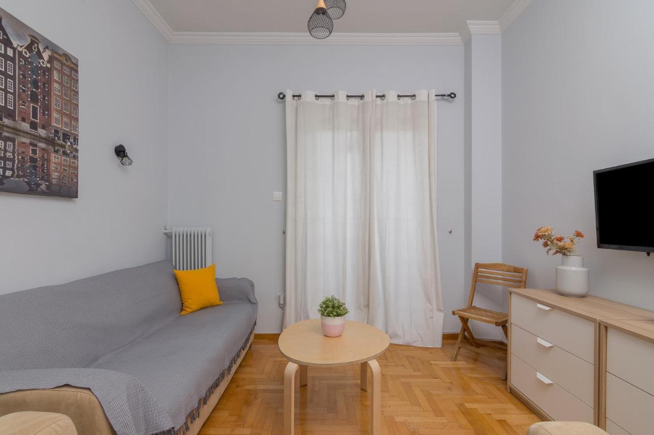 Kerameikos Metro Apartment For 4 Atena Exterior foto
